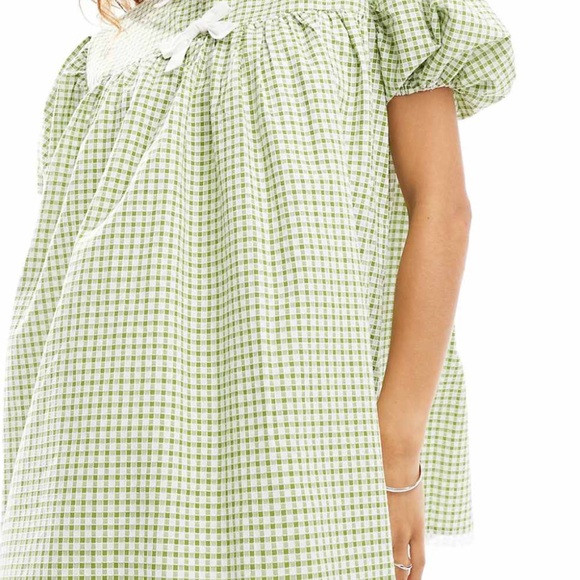 Green Checkered Dress with Bows - Picture 5 of 6